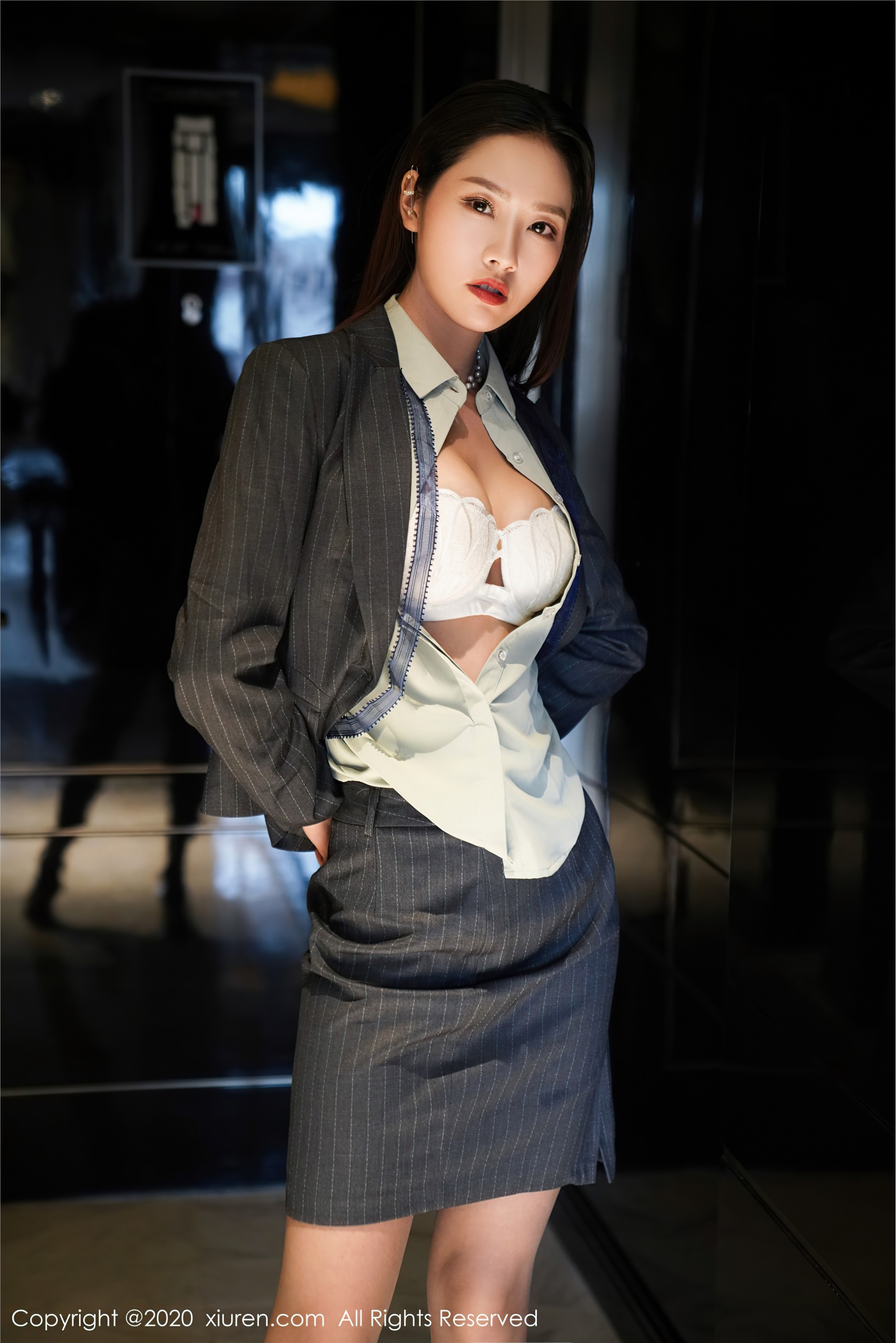 秀人网美媛馆 2020-09-21 Vol.2579 方子萱